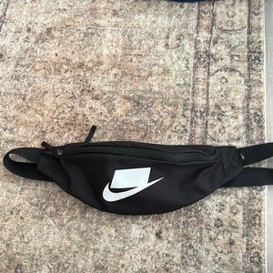Nike belt bag